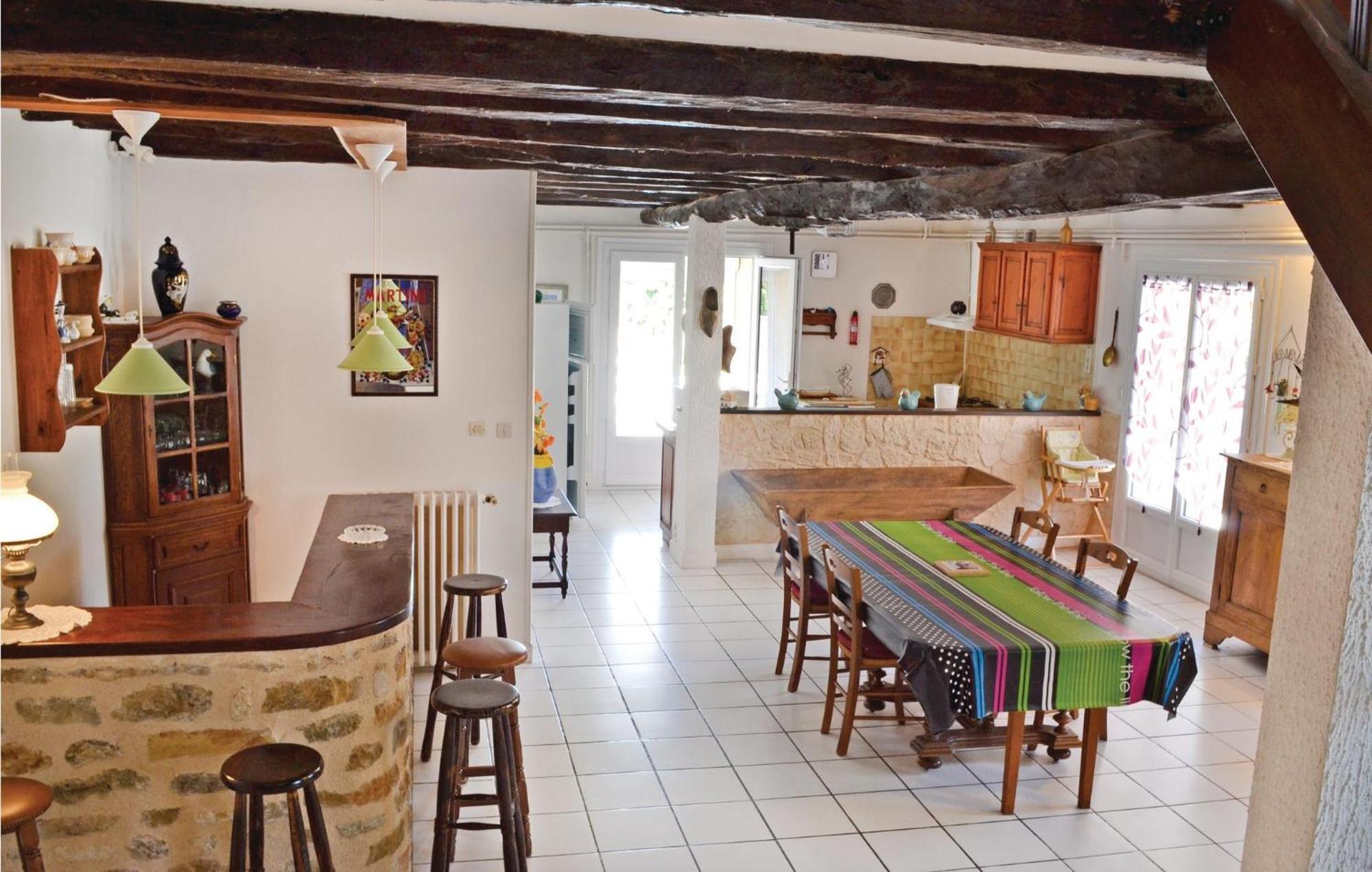 Amazing Home In Ladornac With Kitchen La Dornac エクステリア 写真